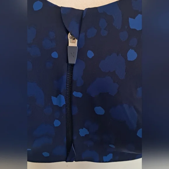 Knix Multi Blue Catalyst Front Zip Sports Bra Sz 8 NWT